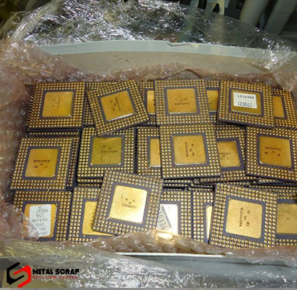 Ceramic CPU scrap (Gold Plated)